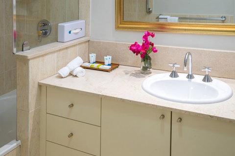 The Lakes Cairns Resort - Timeshare Accommodation 10