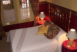Triune House Bed And Breakfast - Timeshare Accommodation 0