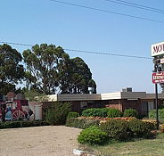 Coach Lamp Motel