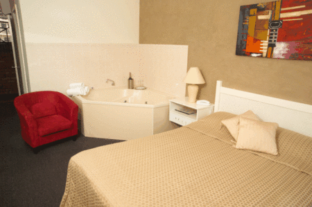 Buffalo Motor Inn - Timeshare Accommodation 1