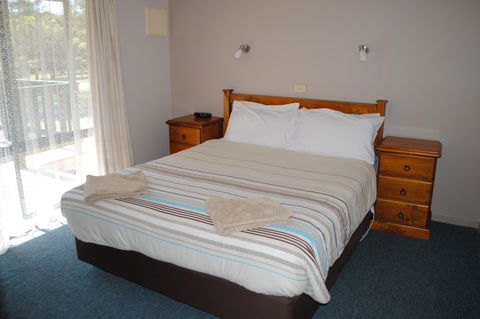 Lakes Entrance Country Cottages - Timeshare Accommodation 4