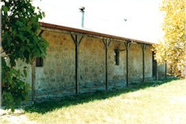 Mt Dutton Bay Woolshed Hostel - Timeshare Accommodation 3