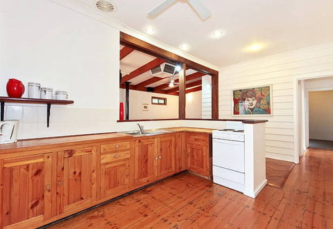 Sea Sand And Scrub Holiday House - Timeshare Accommodation 6