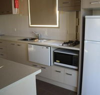 Bowlo Holiday Cabins - Timeshare Accommodation