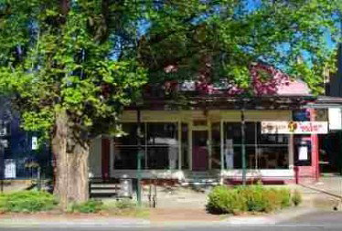 4 Bears Cafe - Timeshare Accommodation 0