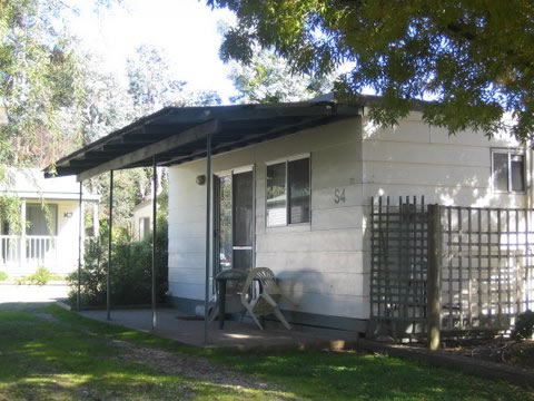 Tumbarumba Creek Caravan Park - Timeshare Accommodation 2