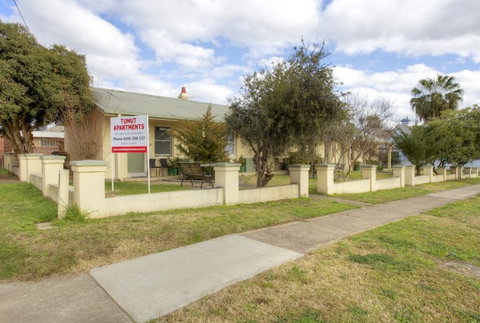 Tumut Apartments - Timeshare Accommodation 1