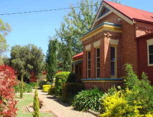 Tumut Accommodation Sefton House - Timeshare Accommodation 2