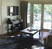 Book Barn Cottage - Timeshare Accommodation