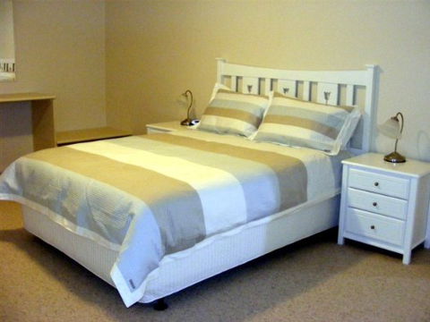 Fairways Bed And Breakfast At Jerilderie - Timeshare Accommodation 1