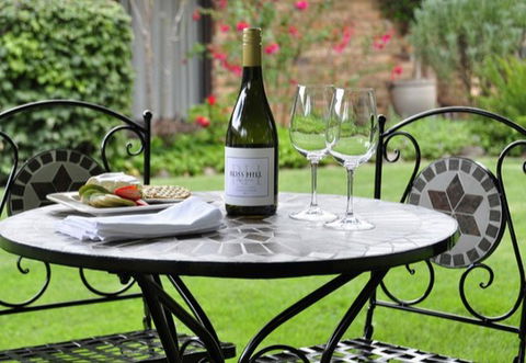 Clifton Gardens Bed And Breakfast - Orange NSW - Timeshare Accommodation 2