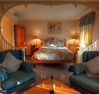 Honeysuckle Cottages and The Rocks Restaurant - Timeshare Accommodation