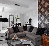 The Castle on Tamborine Spa Retreat