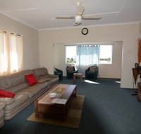 AMELIA STREET GLADSTONE 5 BEDROOMS - Timeshare Accommodation
