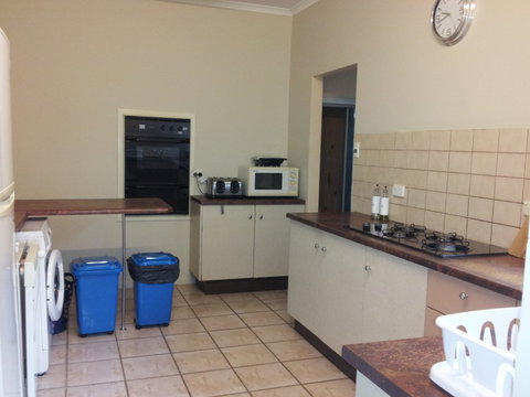 AMELIA STREET GLADSTONE 5 BEDROOMS - Timeshare Accommodation 3