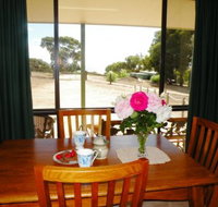 Stokes Bay Seaview Cottage