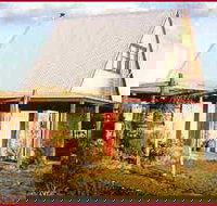 Elinike Guest Cottages