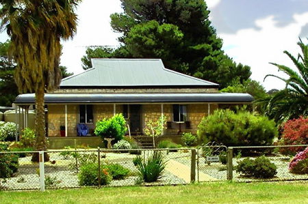 Riverview Cottage - Timeshare Accommodation 3