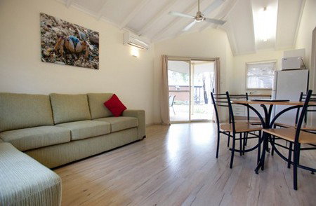 Bonny Hills Caravan Park - Timeshare Accommodation 3