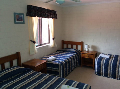 Cleveland Visitor Villas Motel & Shailer Park Garden Villas - Timeshare Accommodation 3