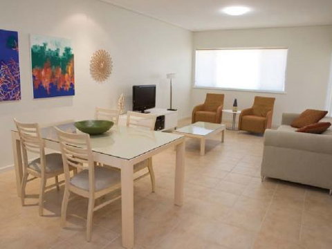 Geraldton Serviced Apartments - Timeshare Accommodation 4