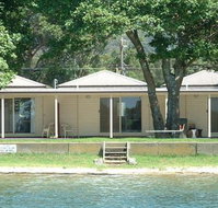 Lorsens On The River