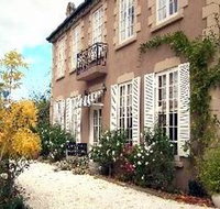 Adelaide Hills Chateau Gardenique Bampb