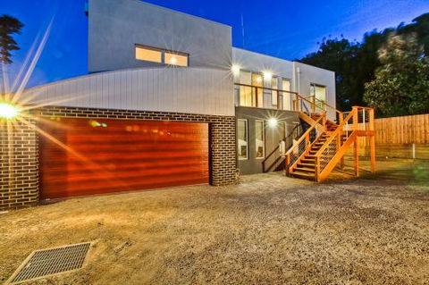 MORNINGTON PENINSULA ACCOMMODATION BEACH HOUSE - Timeshare Accommodation 0