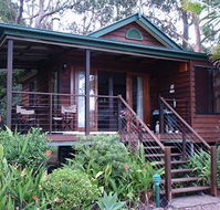 Lake Weyba Cottages Noosa