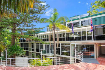 Metro Mirage Hotel Newport - Timeshare Accommodation 10