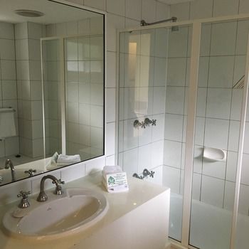 Eltham Gateway Hotel - Timeshare Accommodation 1