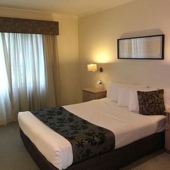 Eltham Gateway Hotel - Timeshare Accommodation 12