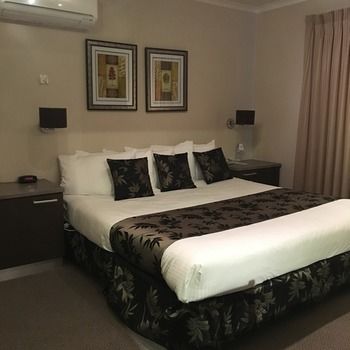 Eltham Gateway Hotel - Timeshare Accommodation 18
