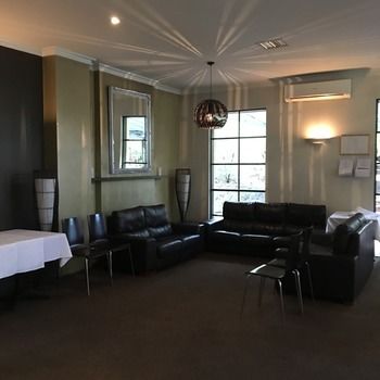 Eltham Gateway Hotel - Timeshare Accommodation 37