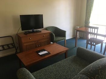 Eltham Gateway Hotel - Timeshare Accommodation 51