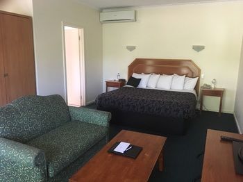 Eltham Gateway Hotel - Timeshare Accommodation 55