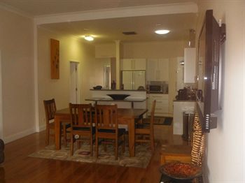 King Street Boutique Motel - Timeshare Accommodation 10