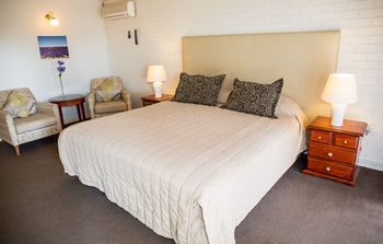 Tumut Valley Motel - Timeshare Accommodation 15