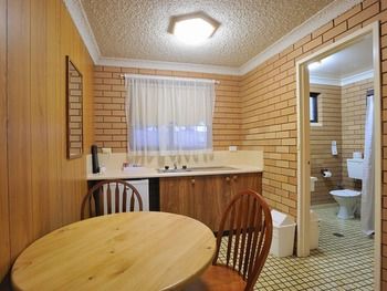 Tumut Valley Motel - Timeshare Accommodation 18