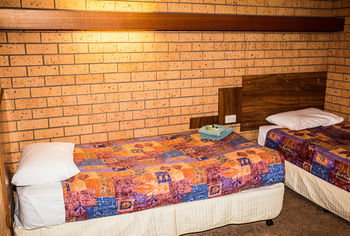 Tumut Valley Motel - Timeshare Accommodation 24