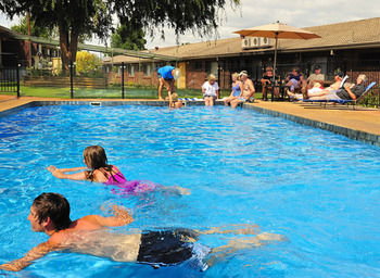 Tumut Valley Motel - Timeshare Accommodation 30