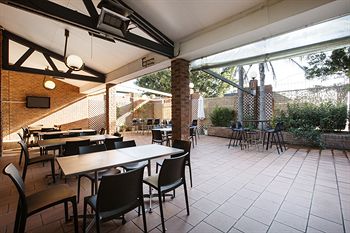 Parkway Hotel - Timeshare Accommodation 9