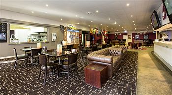 Parkway Hotel - Timeshare Accommodation 12