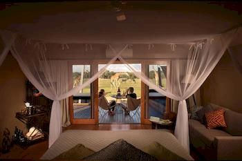 Zoofari Lodge, Taronga Western Plains Zoo - Timeshare Accommodation 0