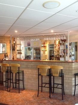 Ashton Townhouse Motel And Suites - Timeshare Accommodation 1