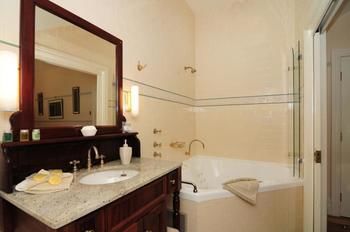 Sandholme Guesthouse - Timeshare Accommodation 15