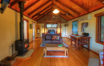 Maleny Tropical Retreat Balinese B&b - Timeshare Accommodation 12