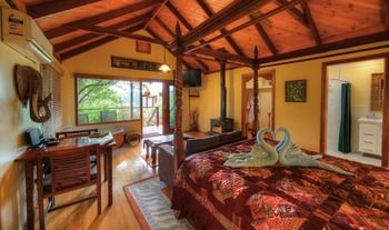 Maleny Tropical Retreat Balinese B&b - Timeshare Accommodation 15