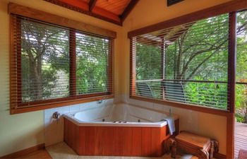 Maleny Tropical Retreat Balinese B&b - Timeshare Accommodation 18