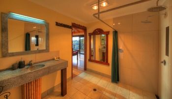 Maleny Tropical Retreat Balinese B&b - Timeshare Accommodation 47